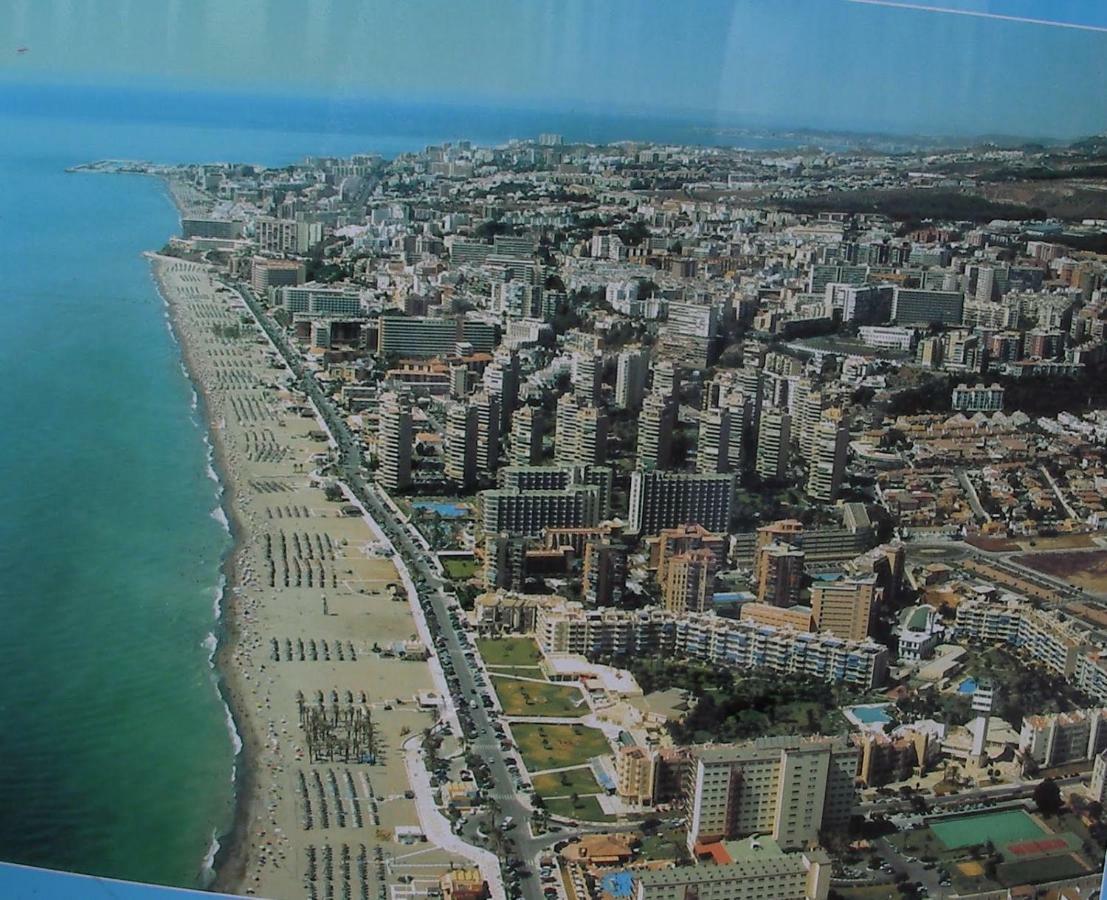 Casaflori Apartment ตอร์เรโมลิโนส ภายนอก รูปภาพ